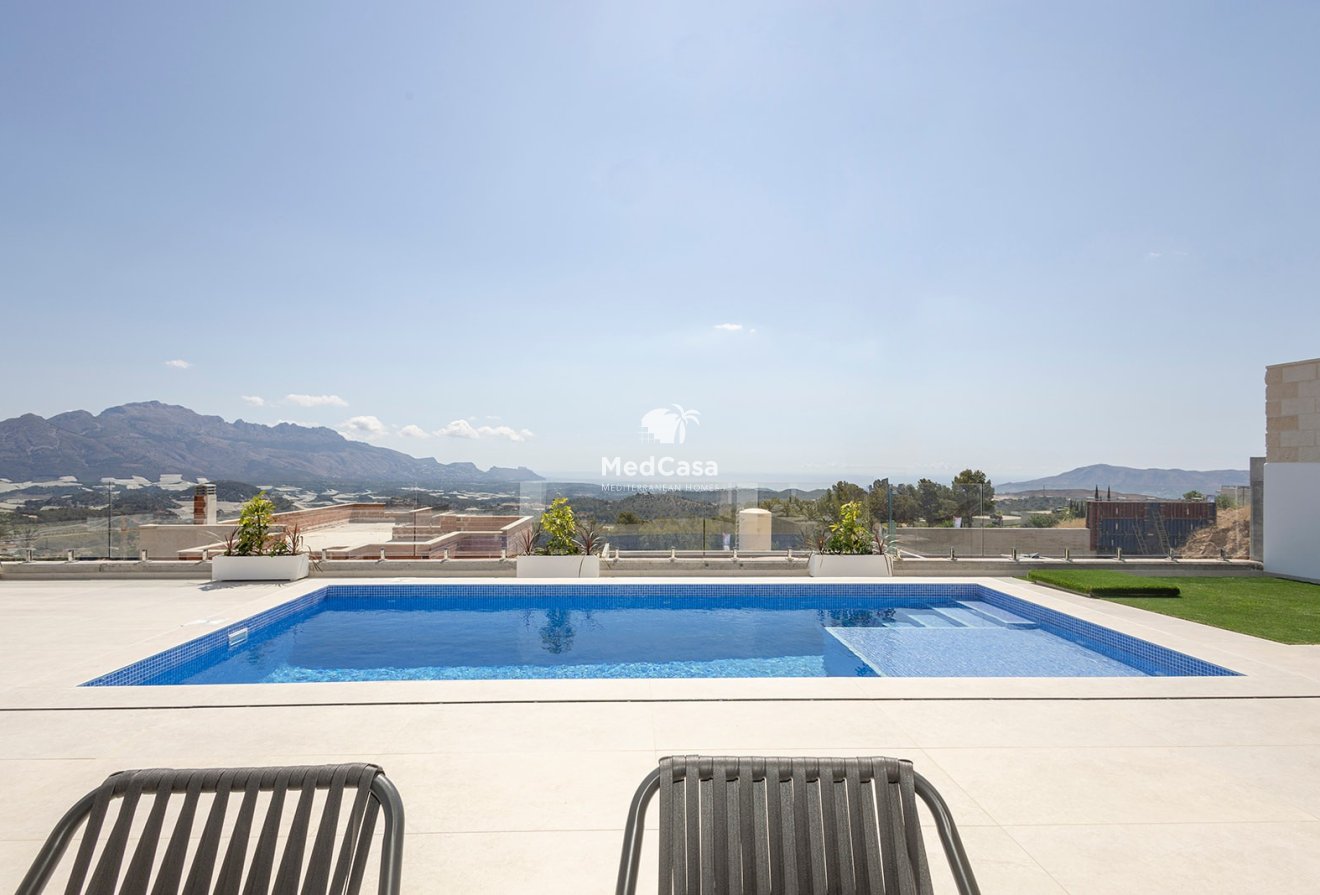 Obra nueva - Villa -
Polop de La Marina