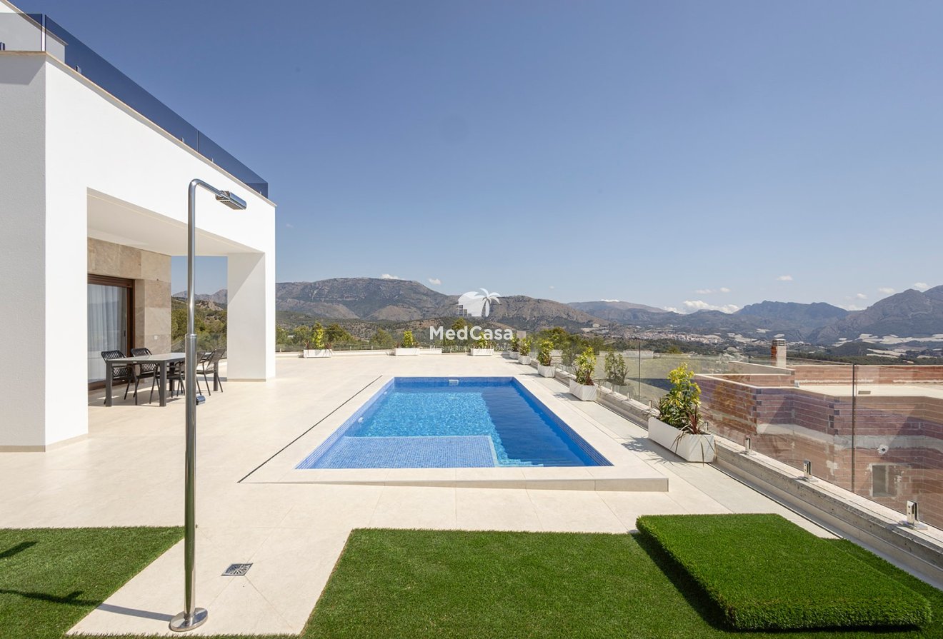 Obra nueva - Villa -
Polop de La Marina