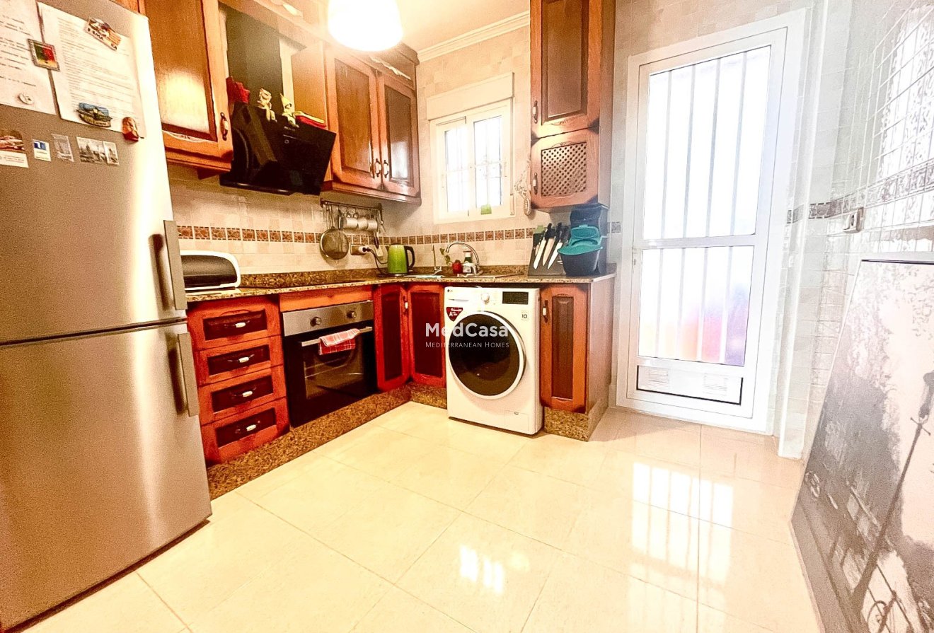 Segunda mano - Apartamento planta baja -
Orihuela Costa - Cabo Roig