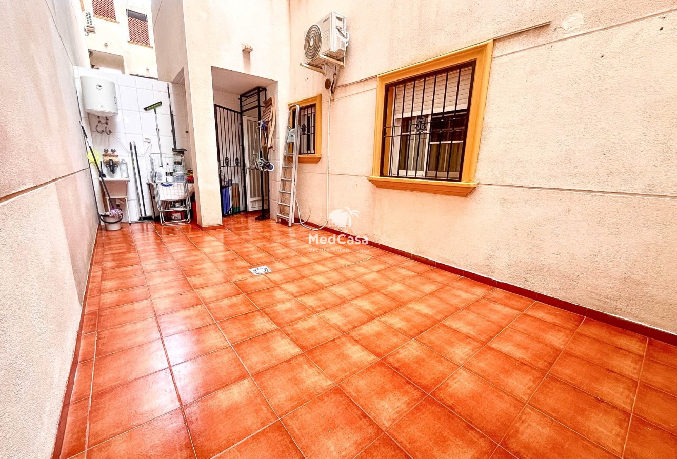 Segunda mano - Apartamento planta baja -
Orihuela Costa - Cabo Roig