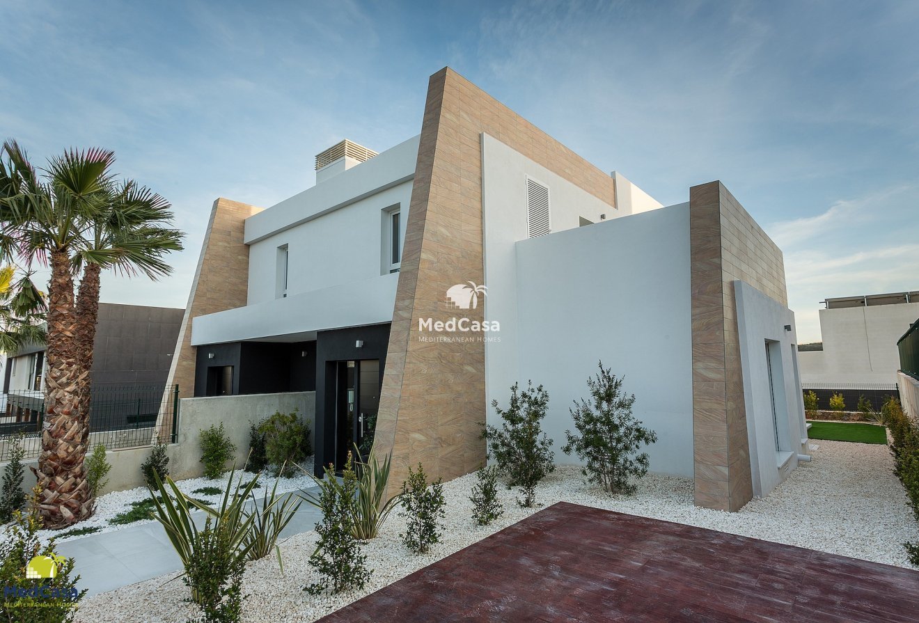 New Build - Semi-detached  -
Golf La Finca