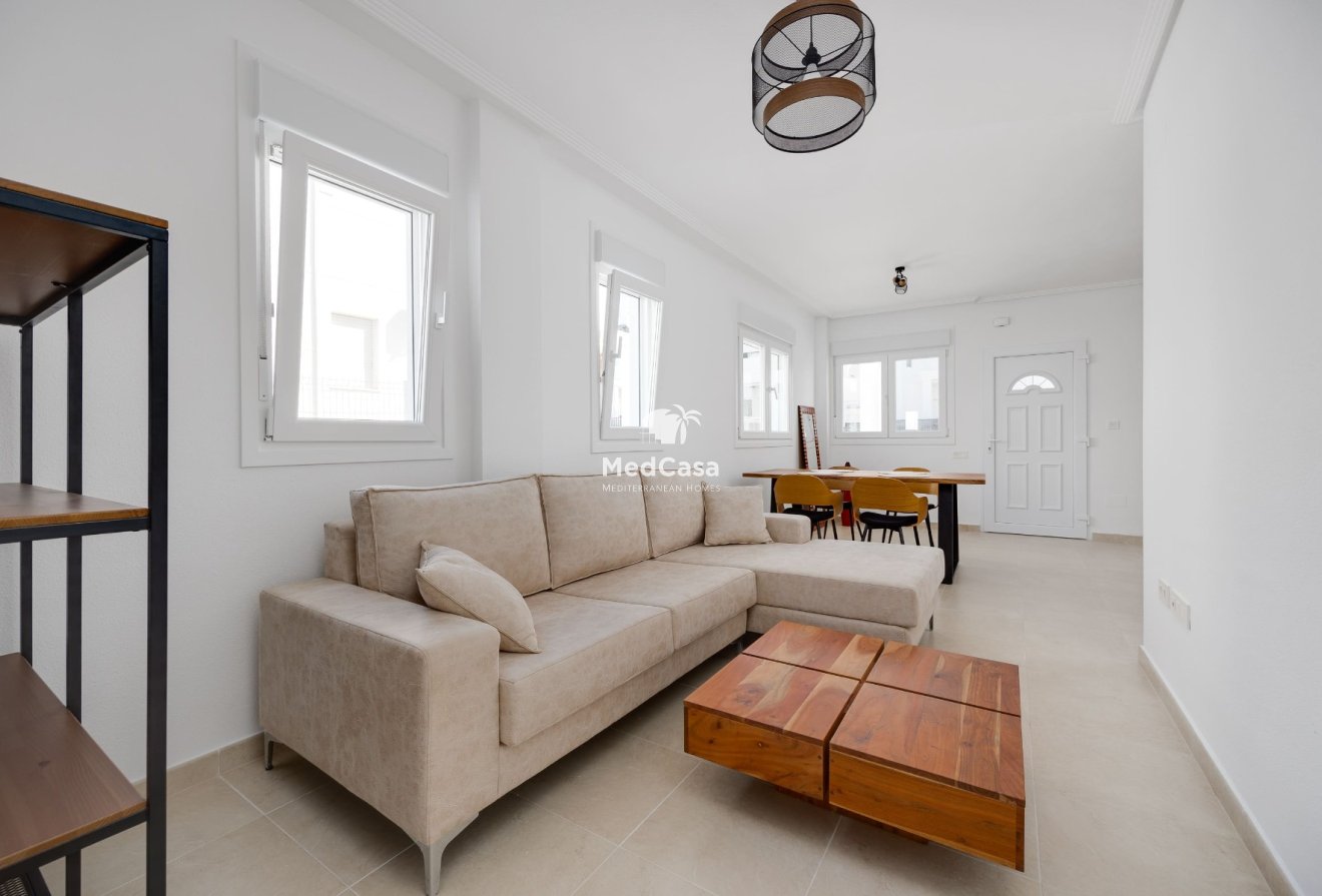 Obra nueva - Villa -
San Fulgencio - Urbanización La Marina