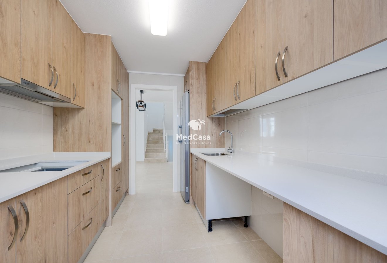 Obra nueva - Villa -
San Fulgencio - Urbanización La Marina