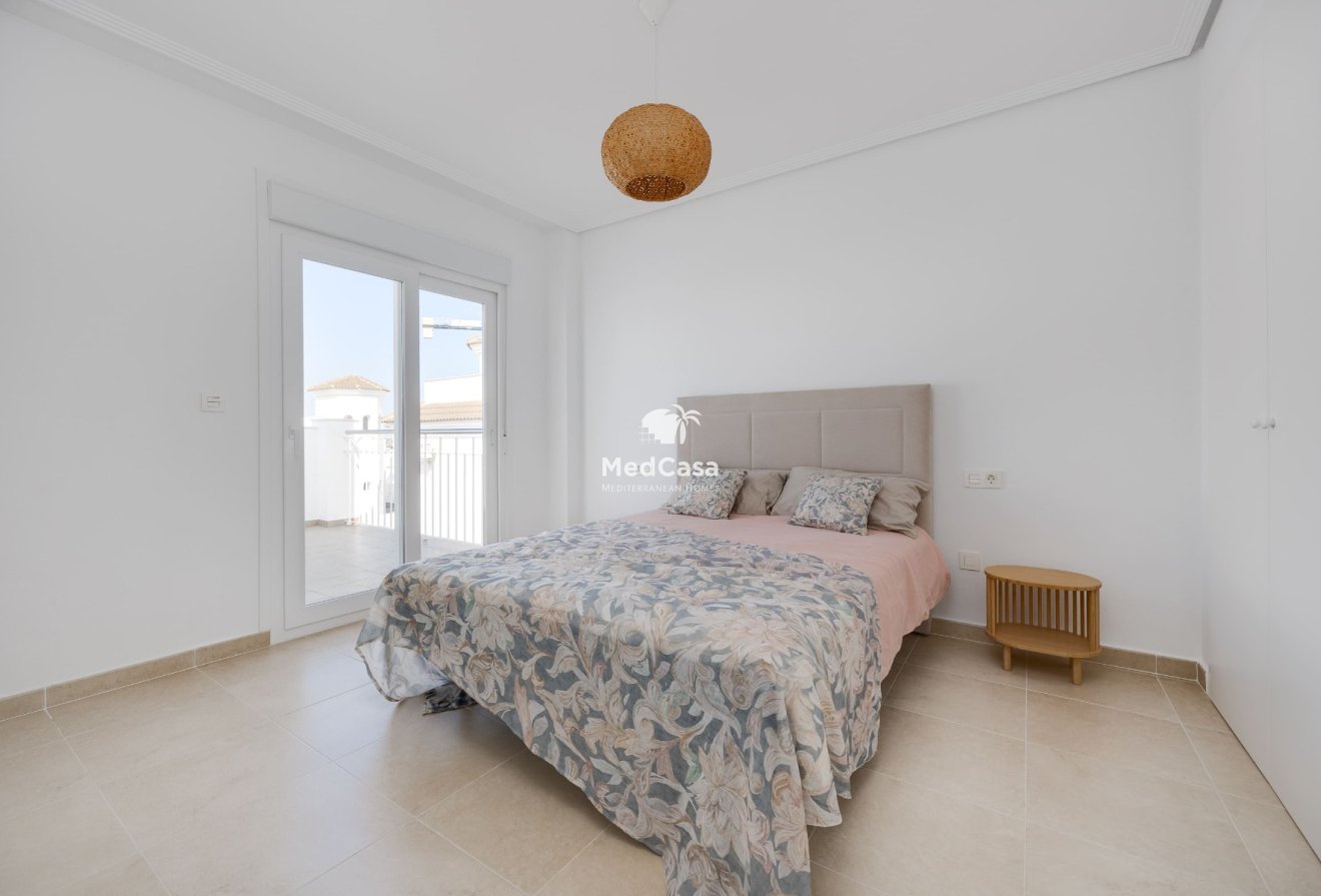 Obra nueva - Villa -
San Fulgencio - Urbanización La Marina