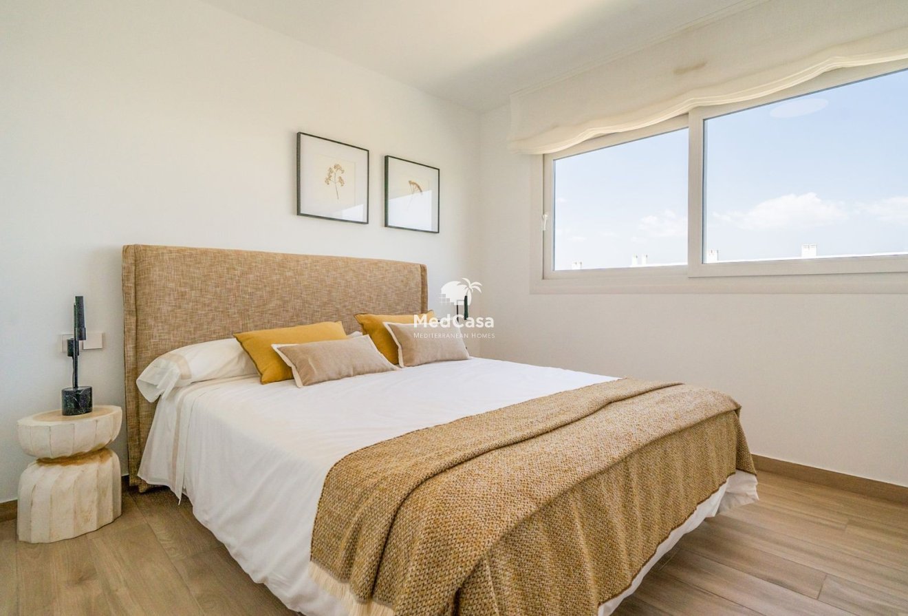 Obra nueva - Ático -
Golf Vistabella