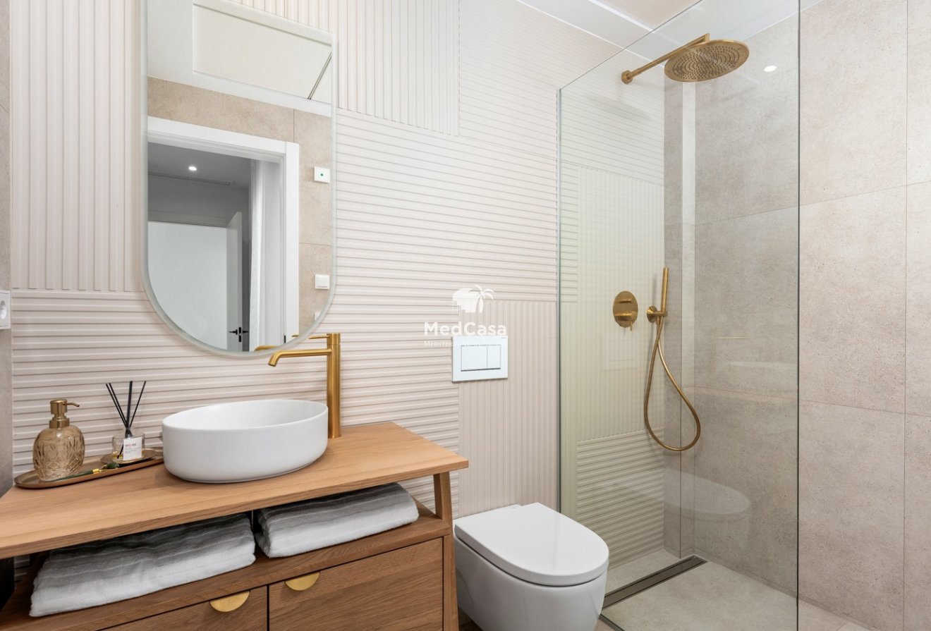 Obra nueva - Villa -
Polop de La Marina