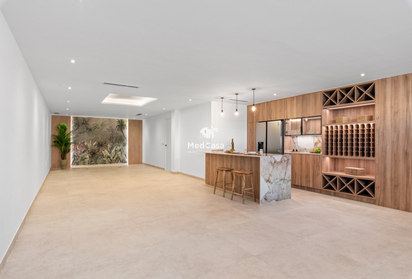 Obra nueva - Villa -
Polop de La Marina