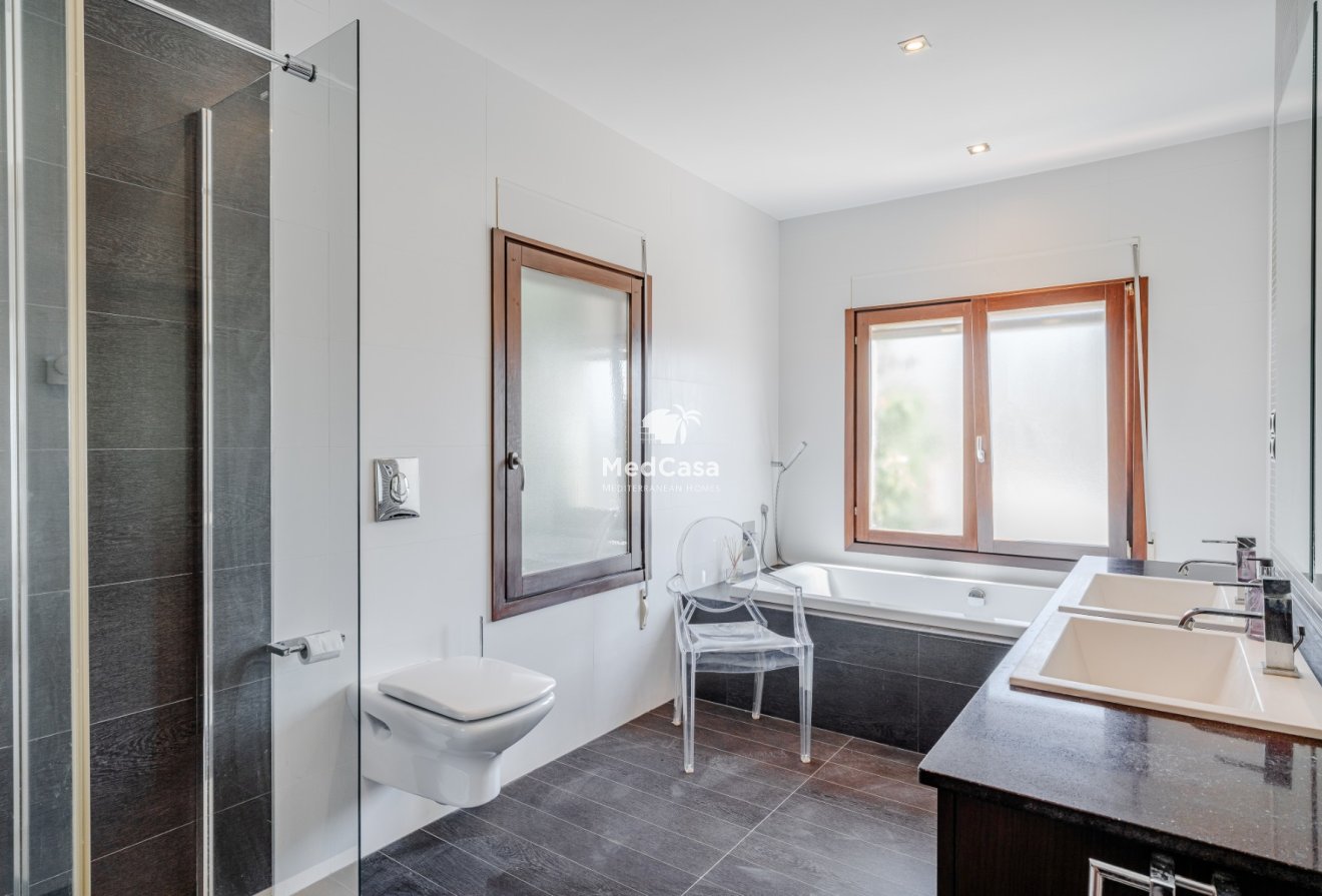 Segunda mano - Villa -
Moraira - La Arnella