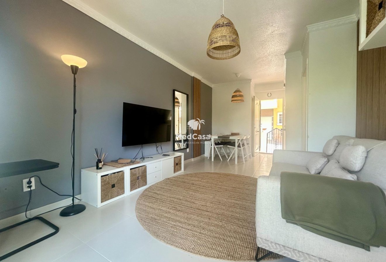 Segunda mano - Adosado -
Algorfa - Montemar