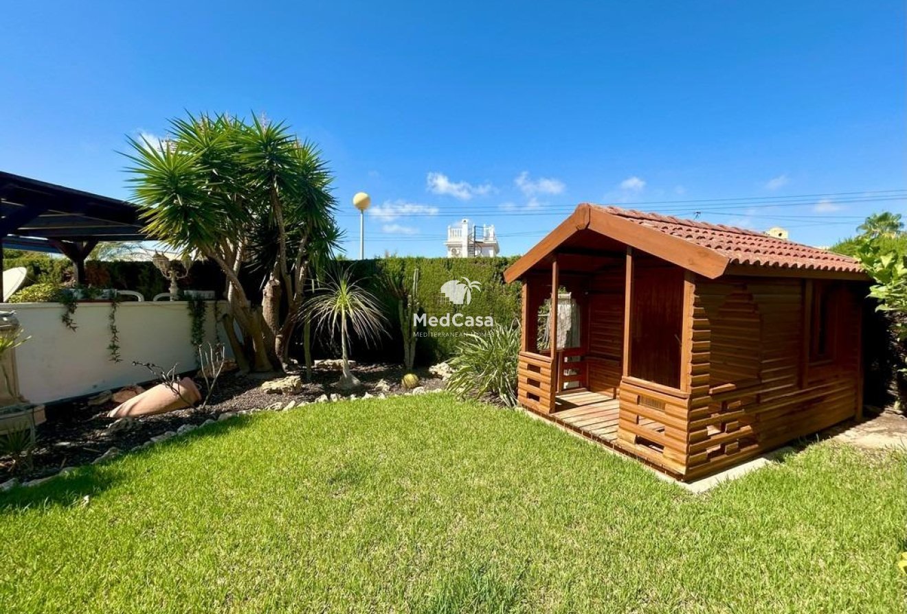 Segunda mano - Villa -
Orihuela Costa - Cabo Roig