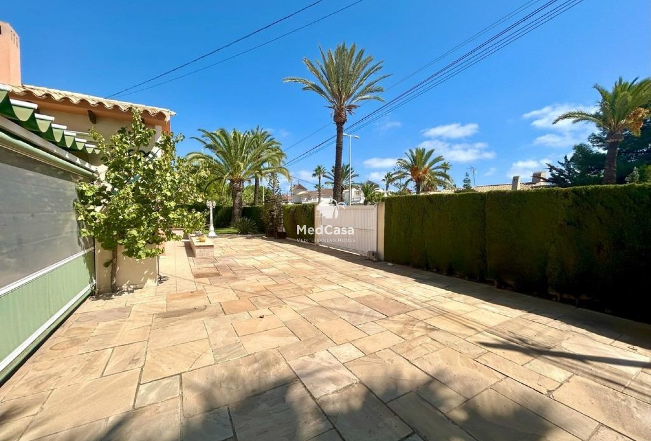 Segunda mano - Villa -
Orihuela Costa - Cabo Roig