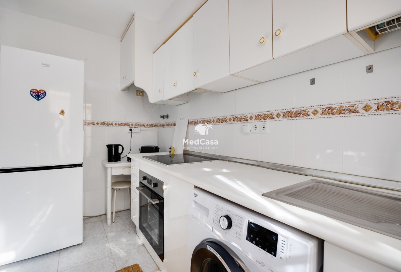 Wiederverkauf - Erdgeschosswohnung -
Torrevieja