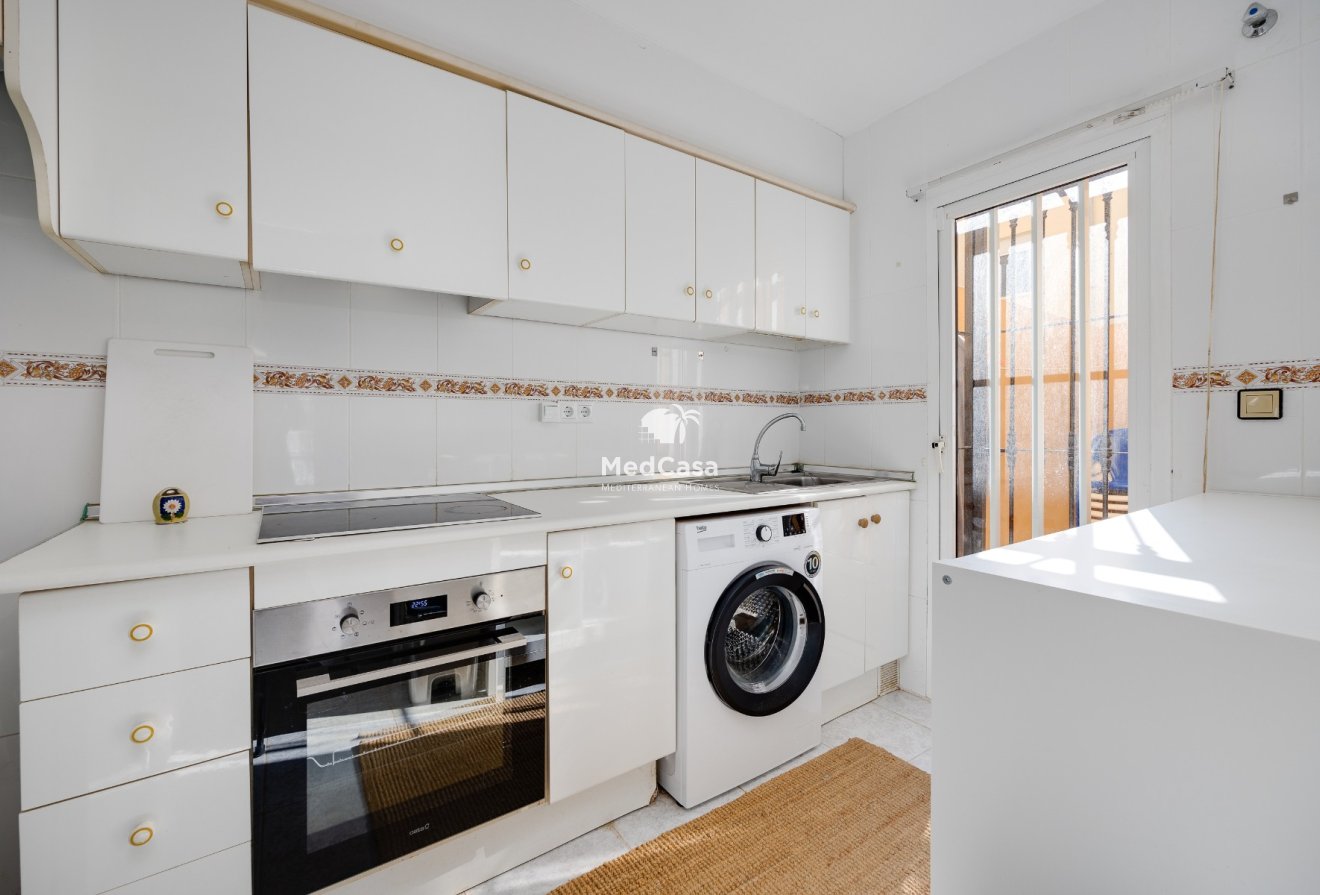 Wiederverkauf - Erdgeschosswohnung -
Torrevieja