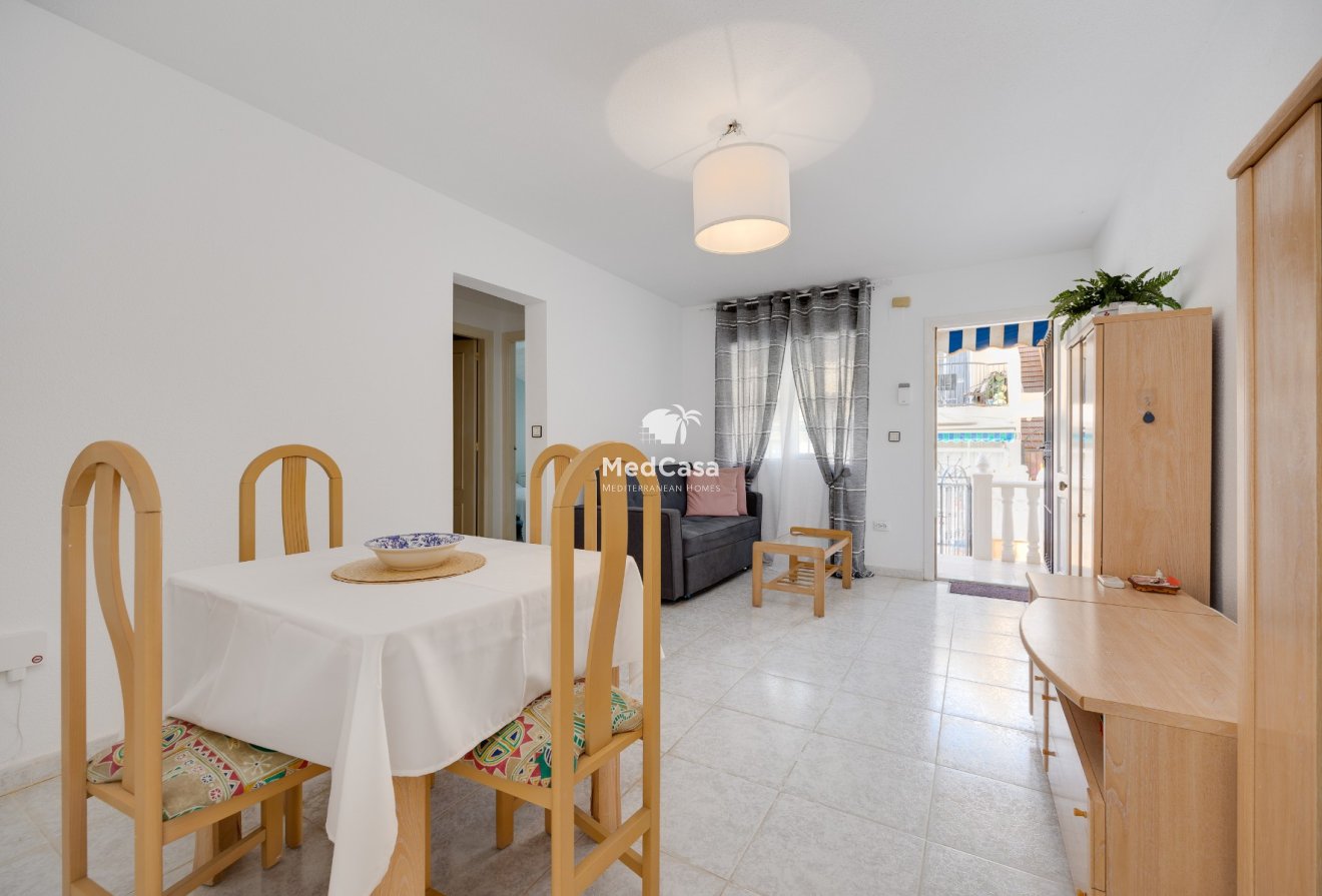 Wiederverkauf - Erdgeschosswohnung -
Torrevieja