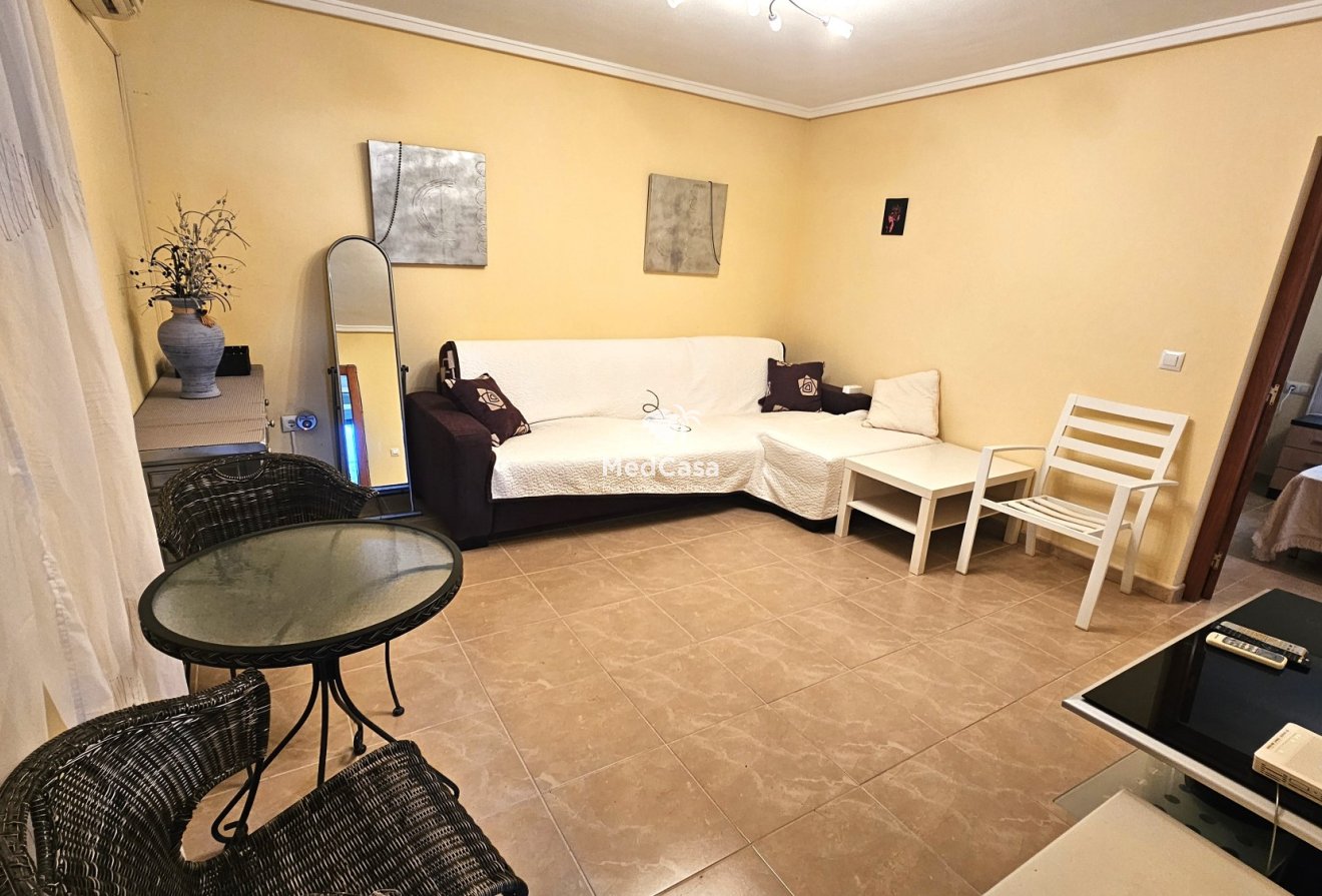 Segunda mano - Villa -
Ciudad Quesada