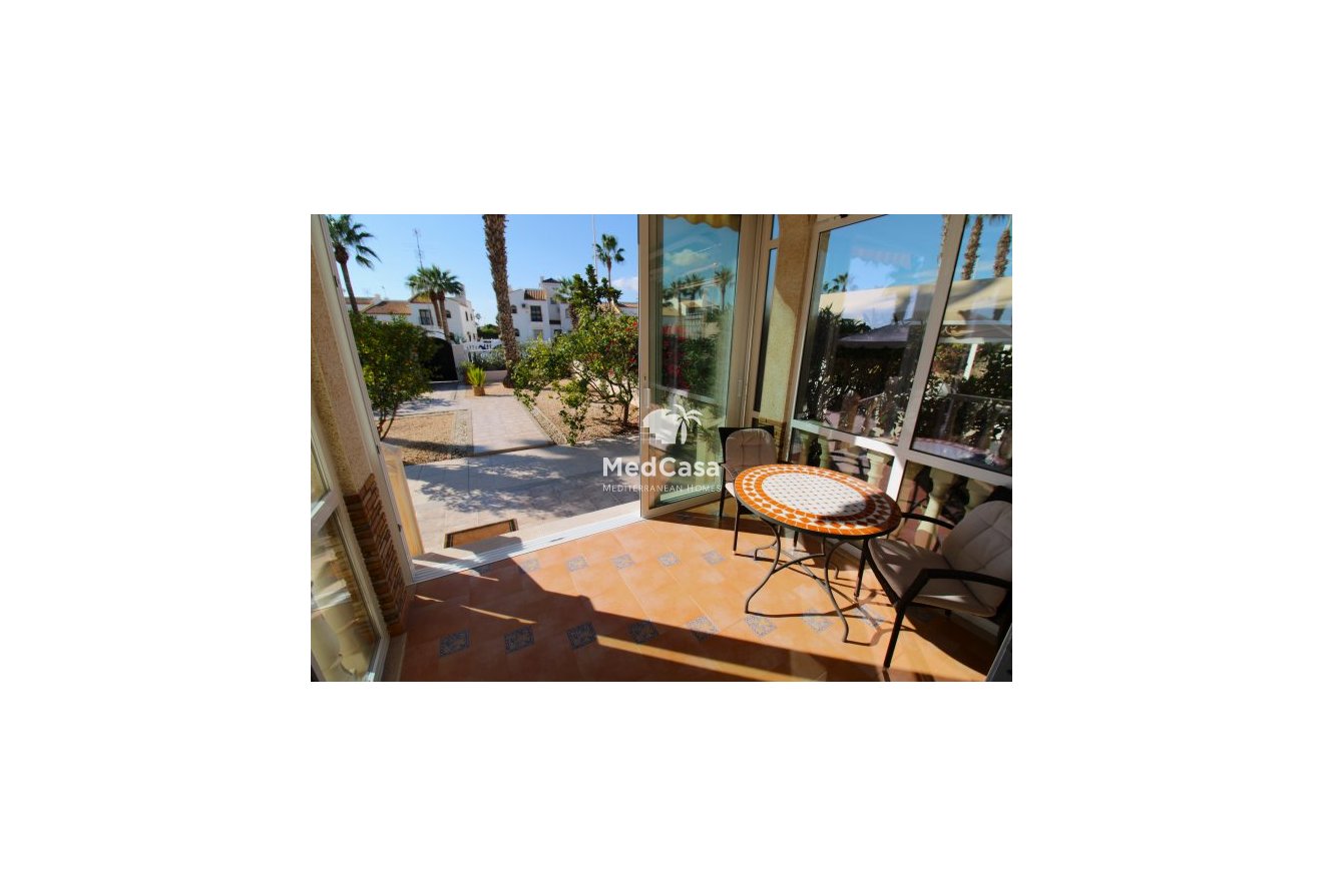 Segunda mano - Villa -
Orihuela Costa - Los Dolses