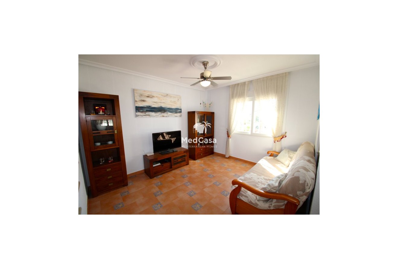 Segunda mano - Villa -
Orihuela Costa - Los Dolses