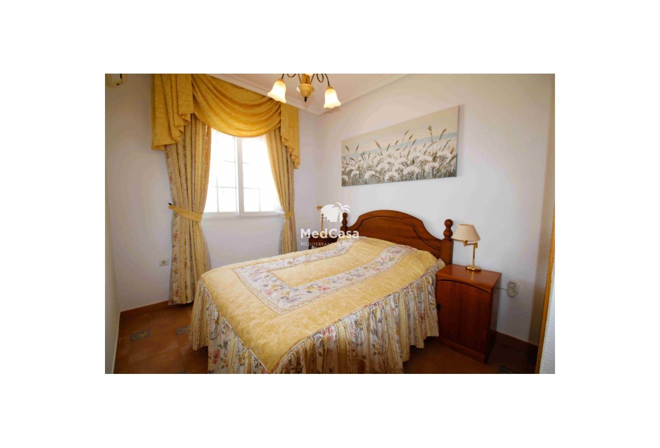 Segunda mano - Villa -
Orihuela Costa - Los Dolses