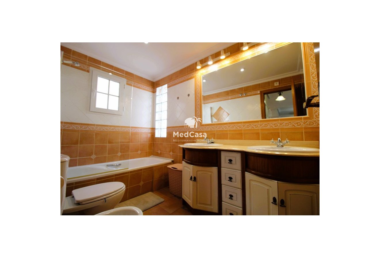 Segunda mano - Villa -
Orihuela Costa - Los Dolses