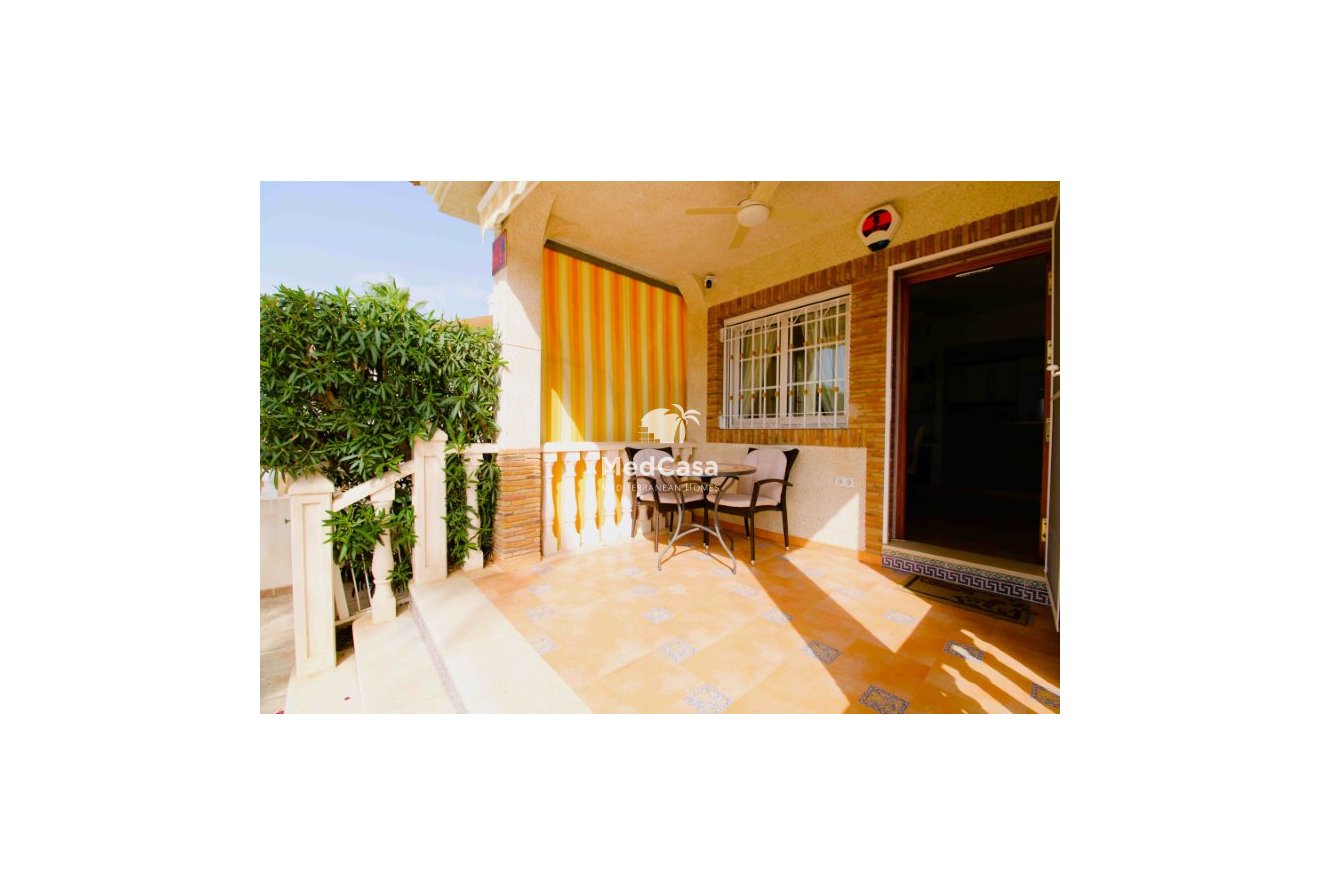 Segunda mano - Villa -
Orihuela Costa - Los Dolses