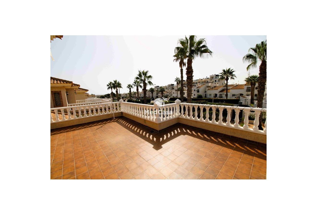 Segunda mano - Villa -
Orihuela Costa - Los Dolses