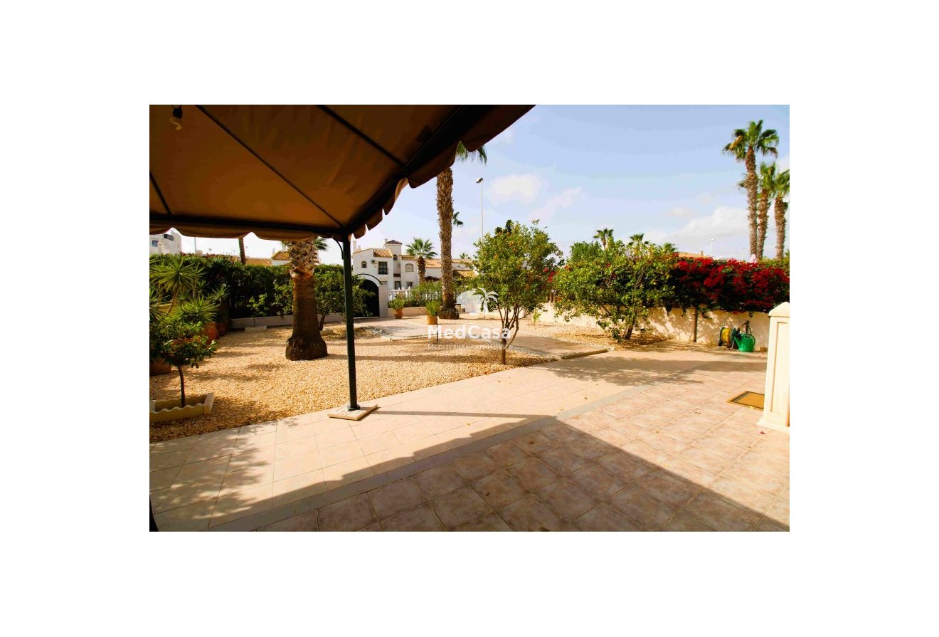 Segunda mano - Villa -
Orihuela Costa - Los Dolses