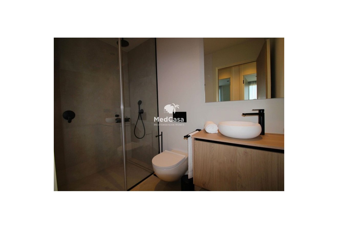 Segunda mano - Apartamento -
Golf Las Colinas