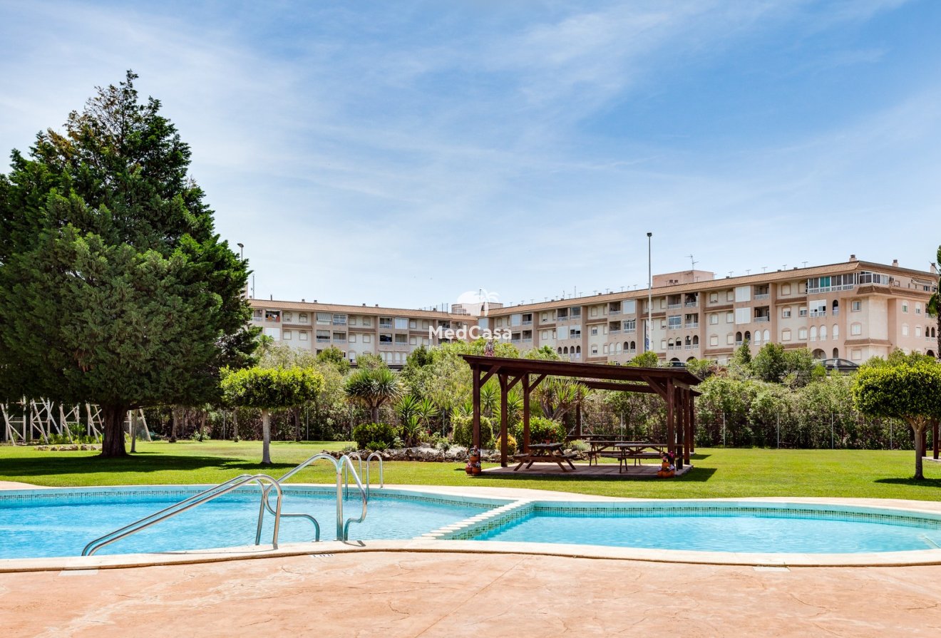 Wiederverkauf - Penthousewohnung -
Torrevieja