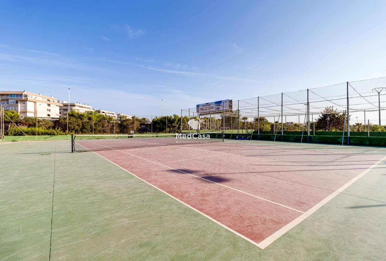 Wiederverkauf - Penthousewohnung -
Torrevieja