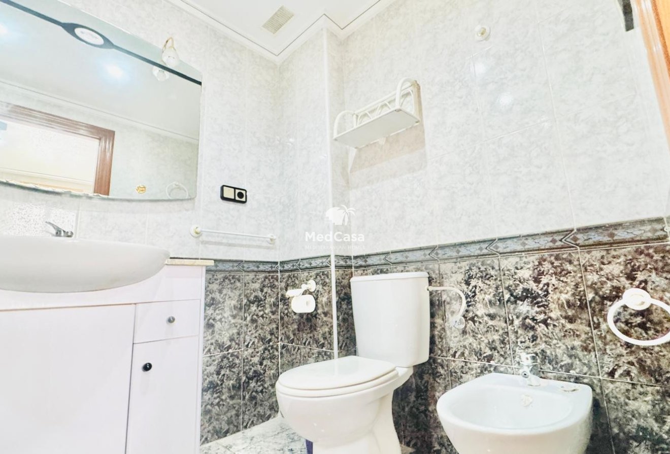 Segunda mano - Ático -
Torrevieja - Playa del Cura