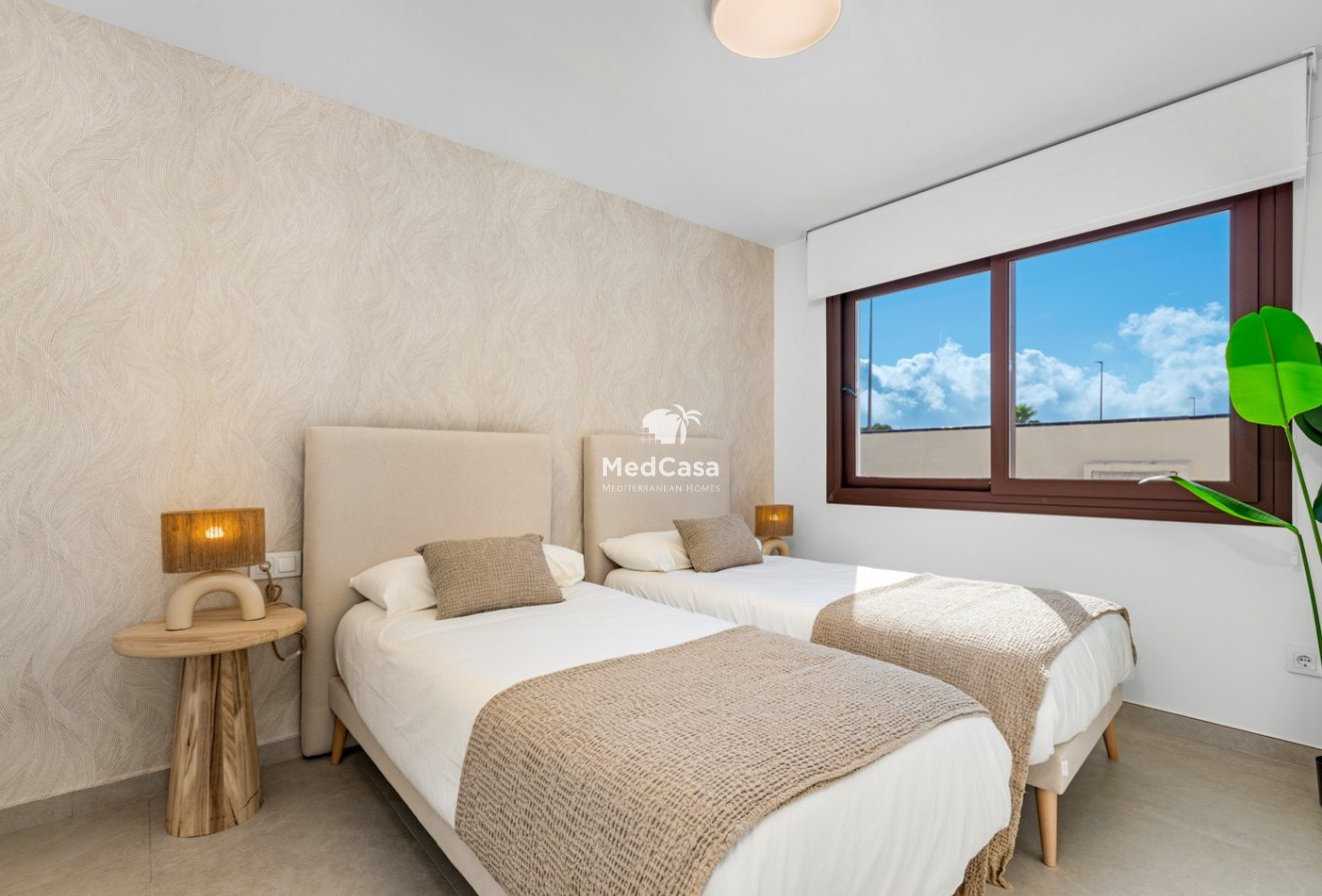 Neubau - Villa -
Mil Palmeras