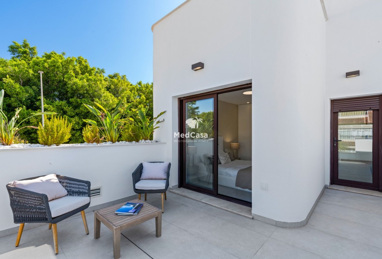 Neubau - Villa -
Mil Palmeras