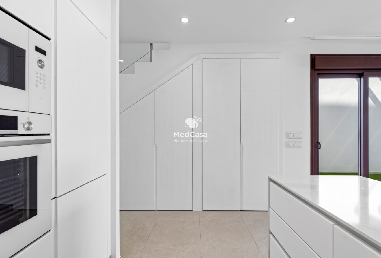 Neubau - Villa -
Mil Palmeras