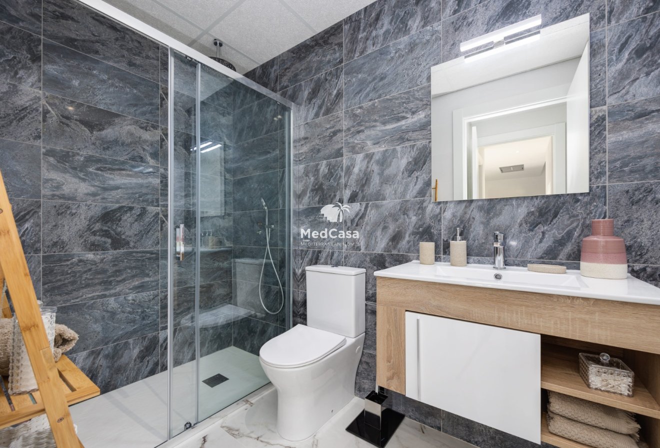 Obra nueva - Apartamento -
San Miguel de Salinas