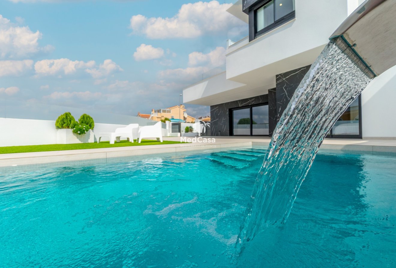 Obra nueva - Villa -
Benijofar