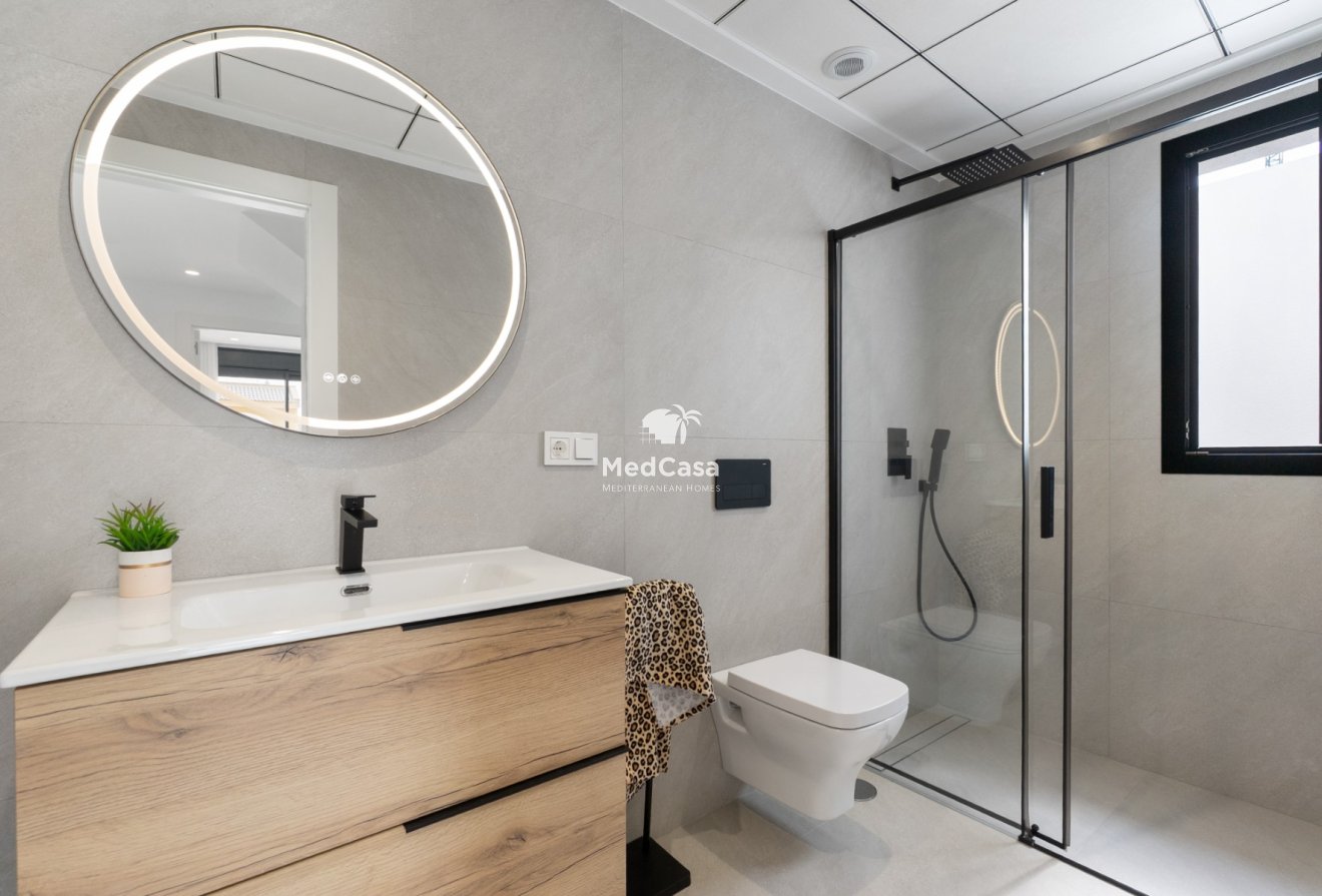 Obra nueva - Villa -
Benijofar