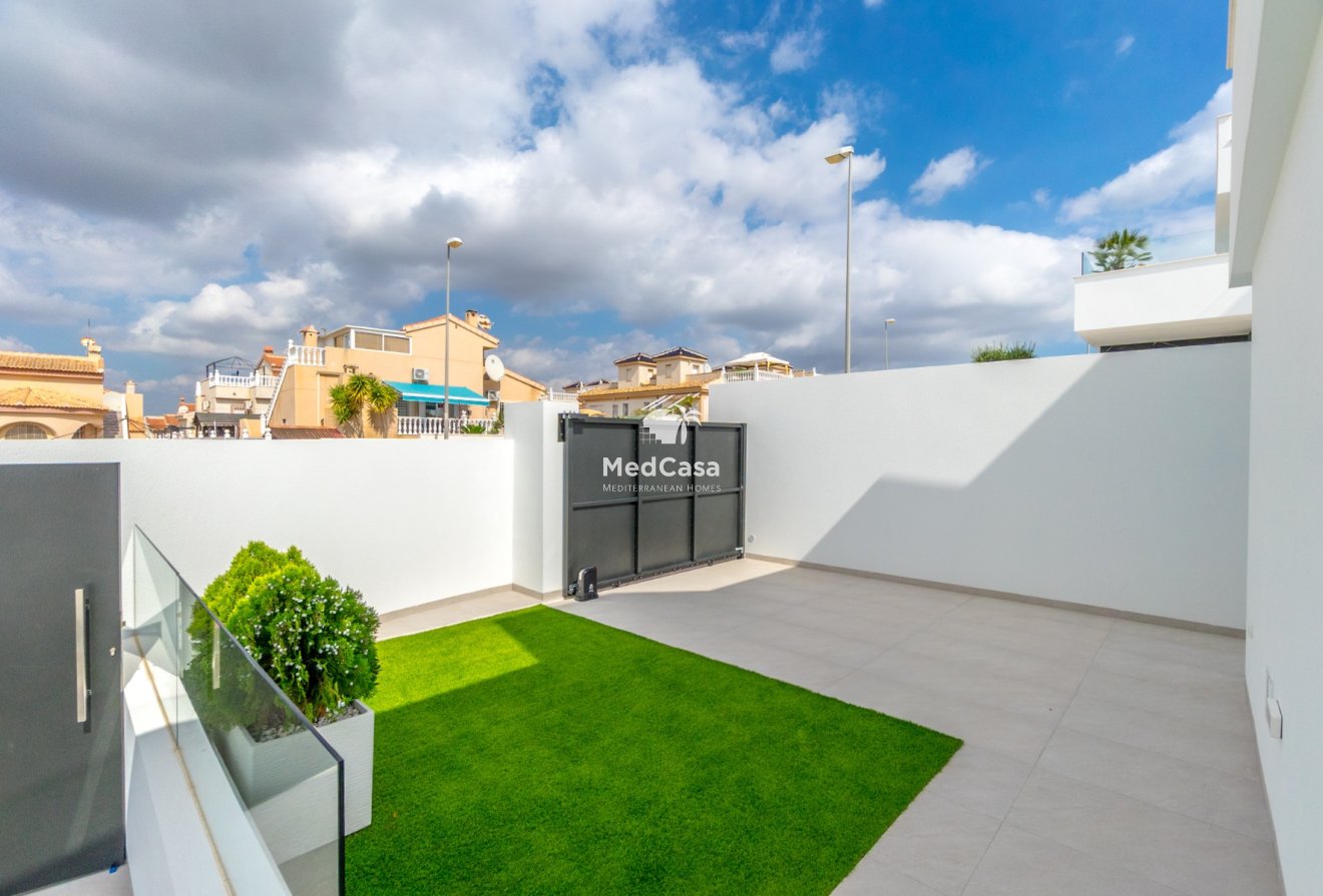 Obra nueva - Villa -
Benijofar