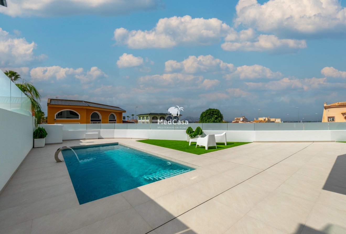 Obra nueva - Villa -
Benijofar