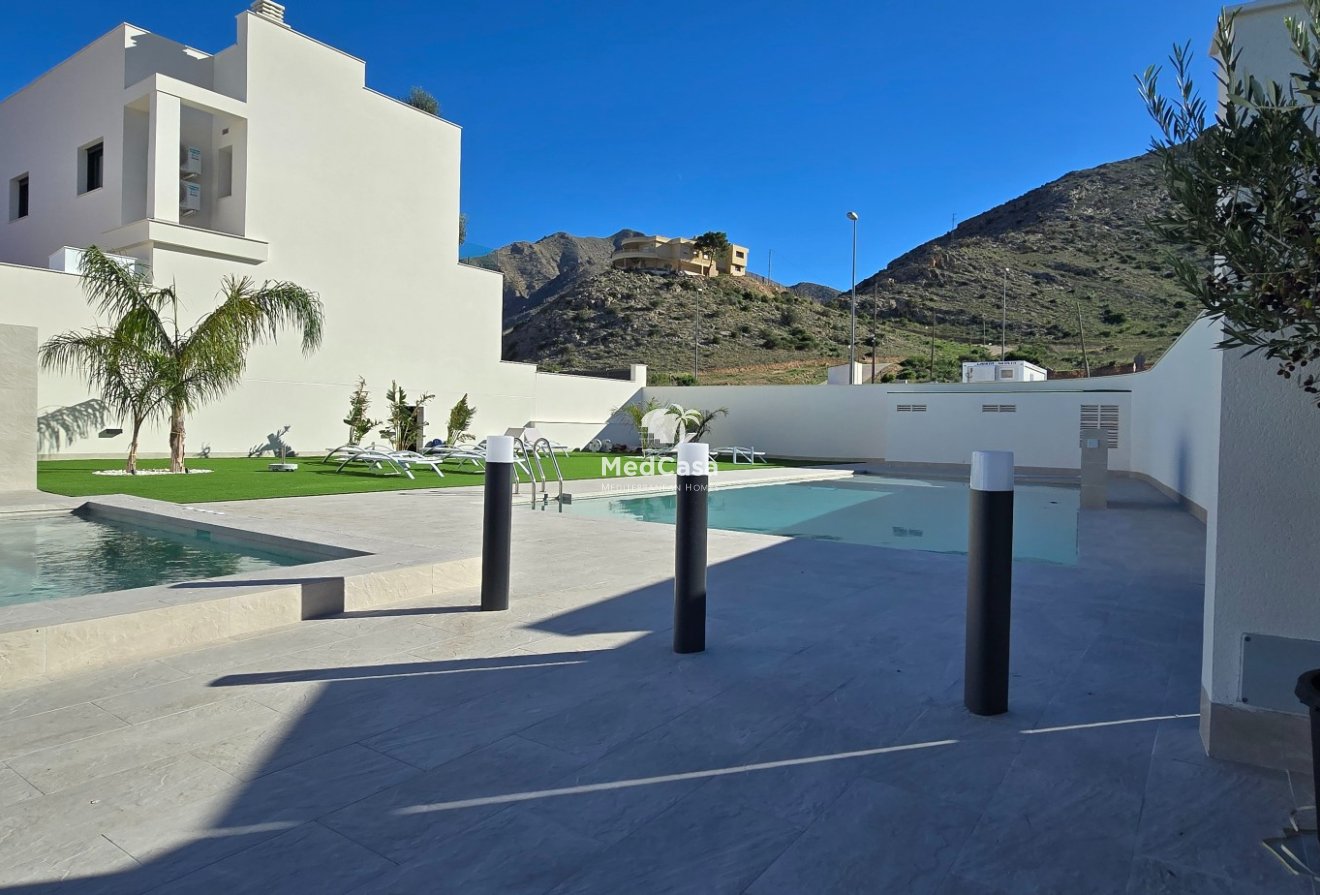 New Build - Townhouse -
Cox