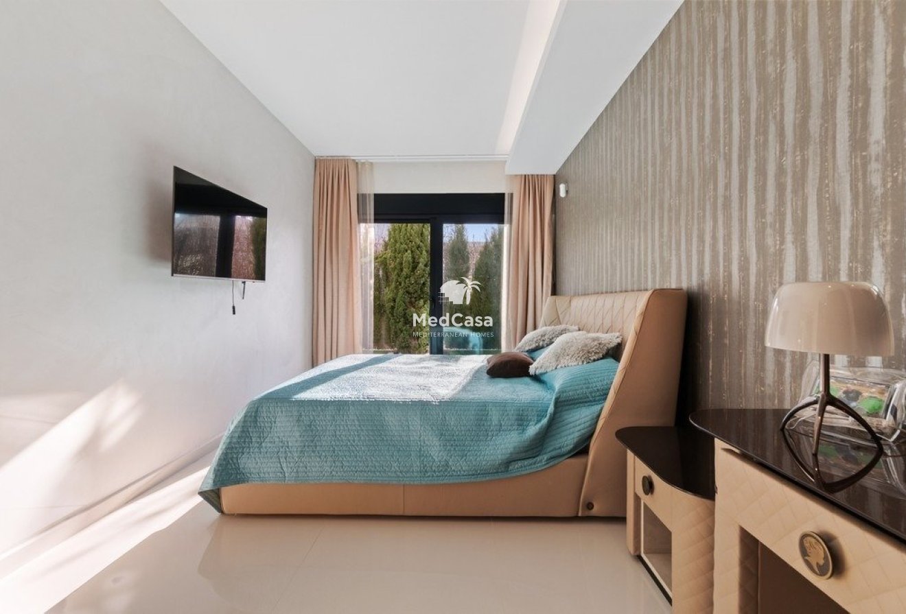 Segunda mano - Villa -
Orihuela Costa - Agua Marina