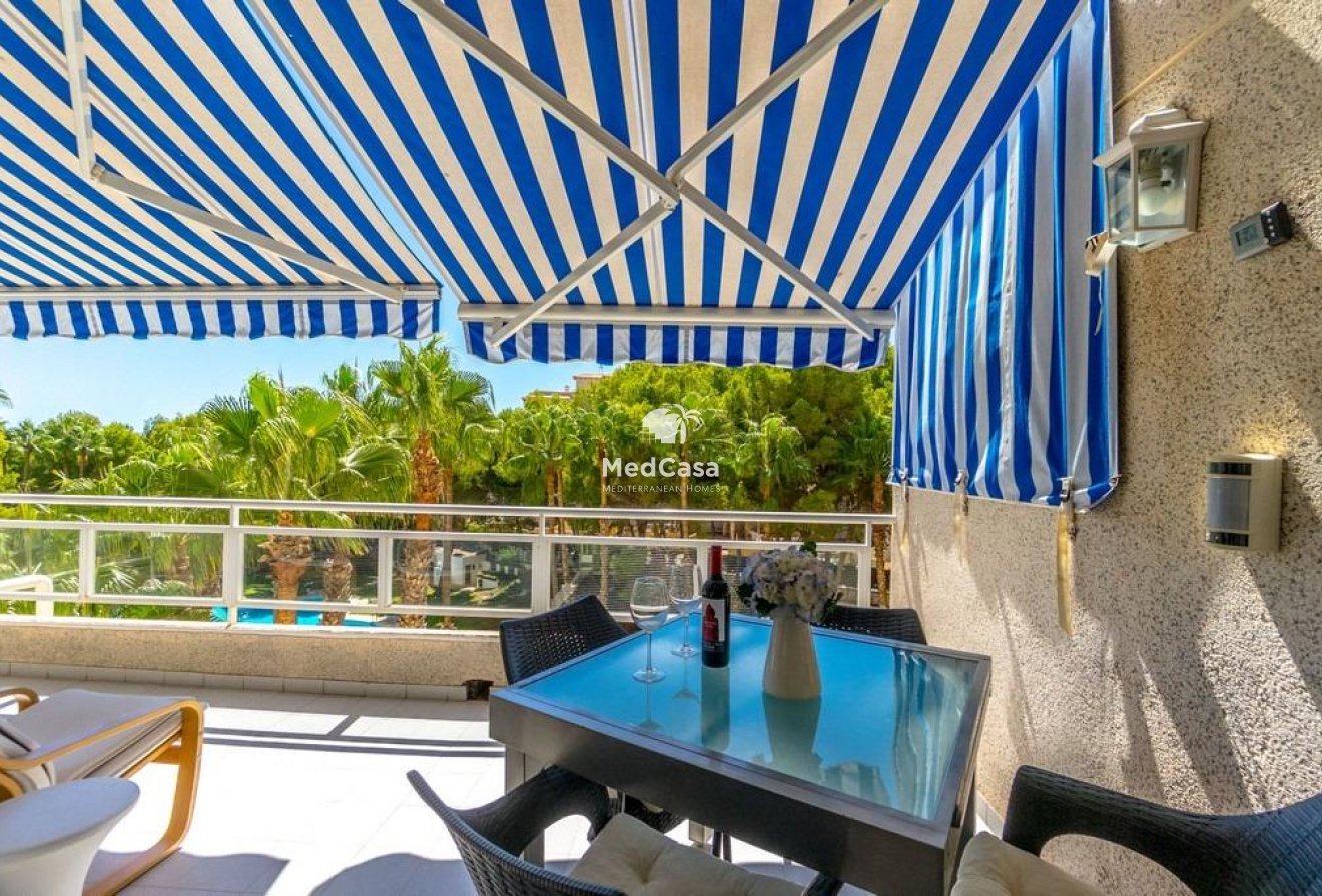 Resale - Apartment -
Orihuela Costa - Altos de Campoamor