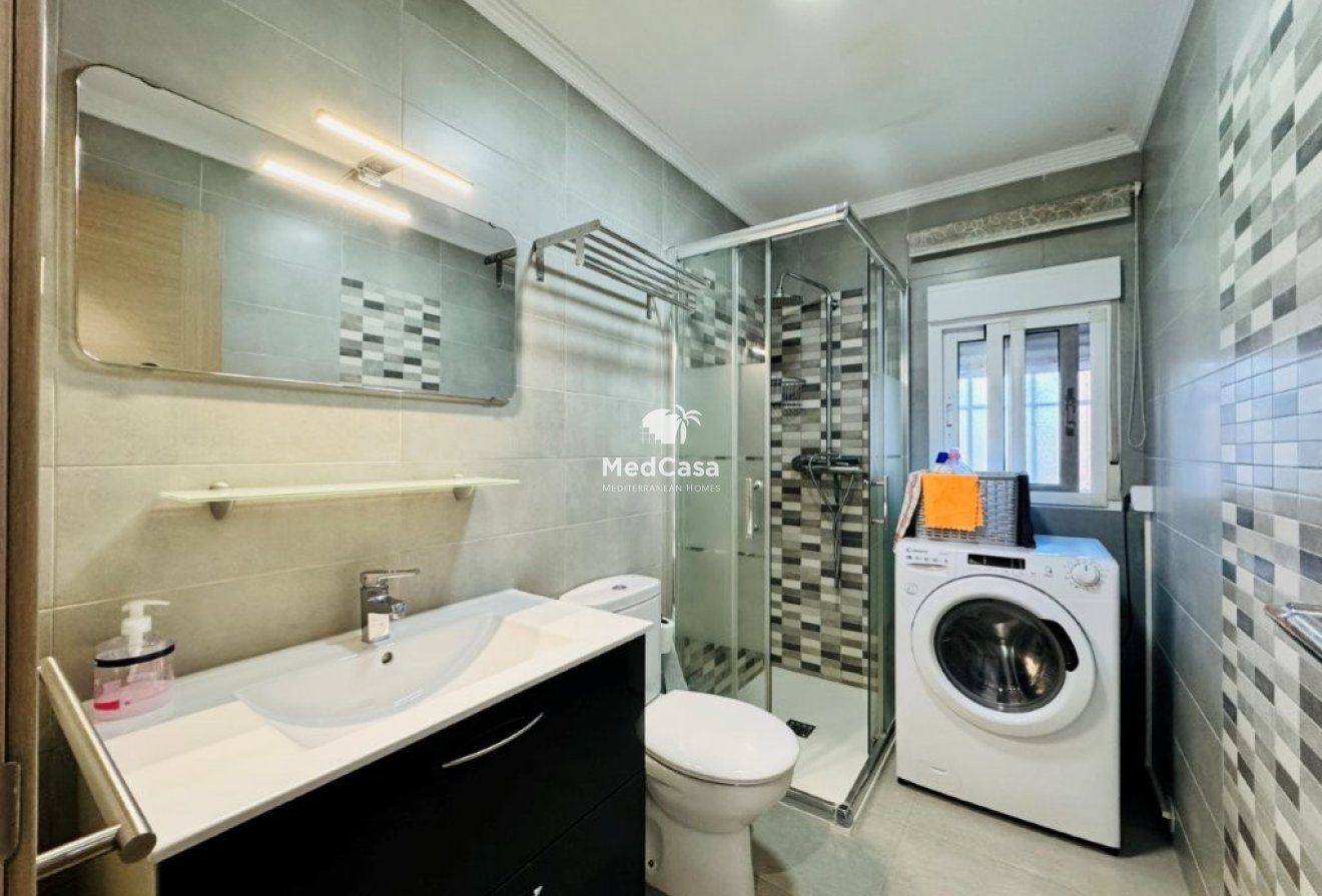 Segunda mano - Apartamento planta baja -
Guardamar del Segura - Guardamar