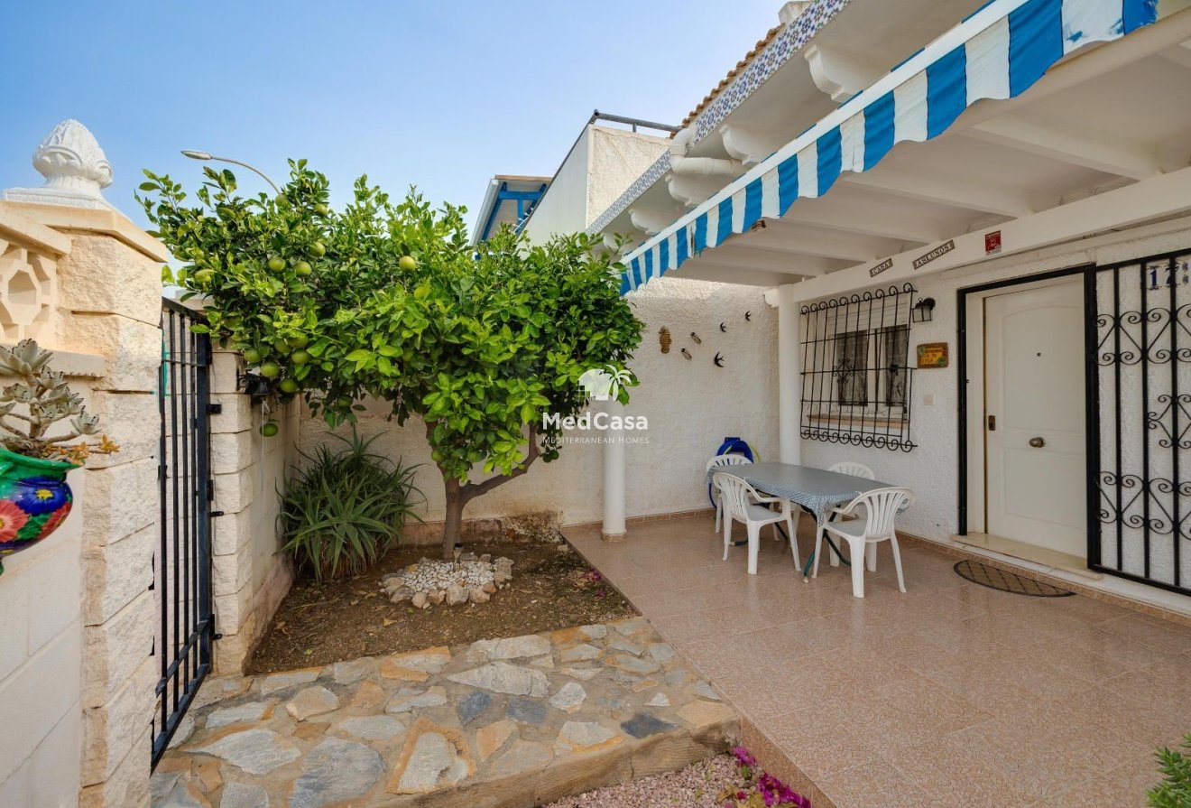 Segunda mano - Semi pareado -
Orihuela Costa - La Florida