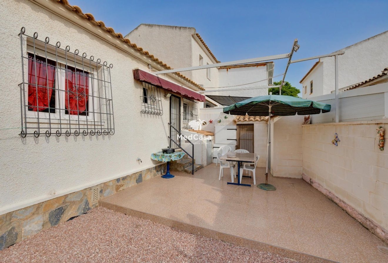 Segunda mano - Semi pareado -
Orihuela Costa - La Florida