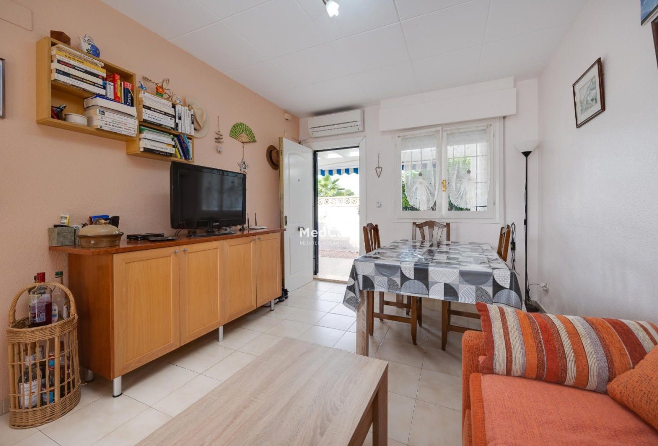 Segunda mano - Semi pareado -
Orihuela Costa - La Florida