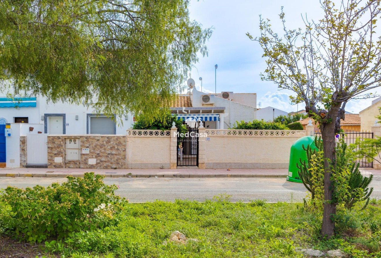 Segunda mano - Semi pareado -
Orihuela Costa - La Florida