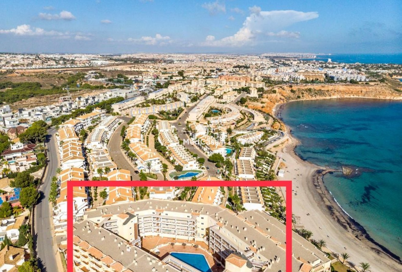 Resale - Apartment -
Orihuela Costa - Campoamor