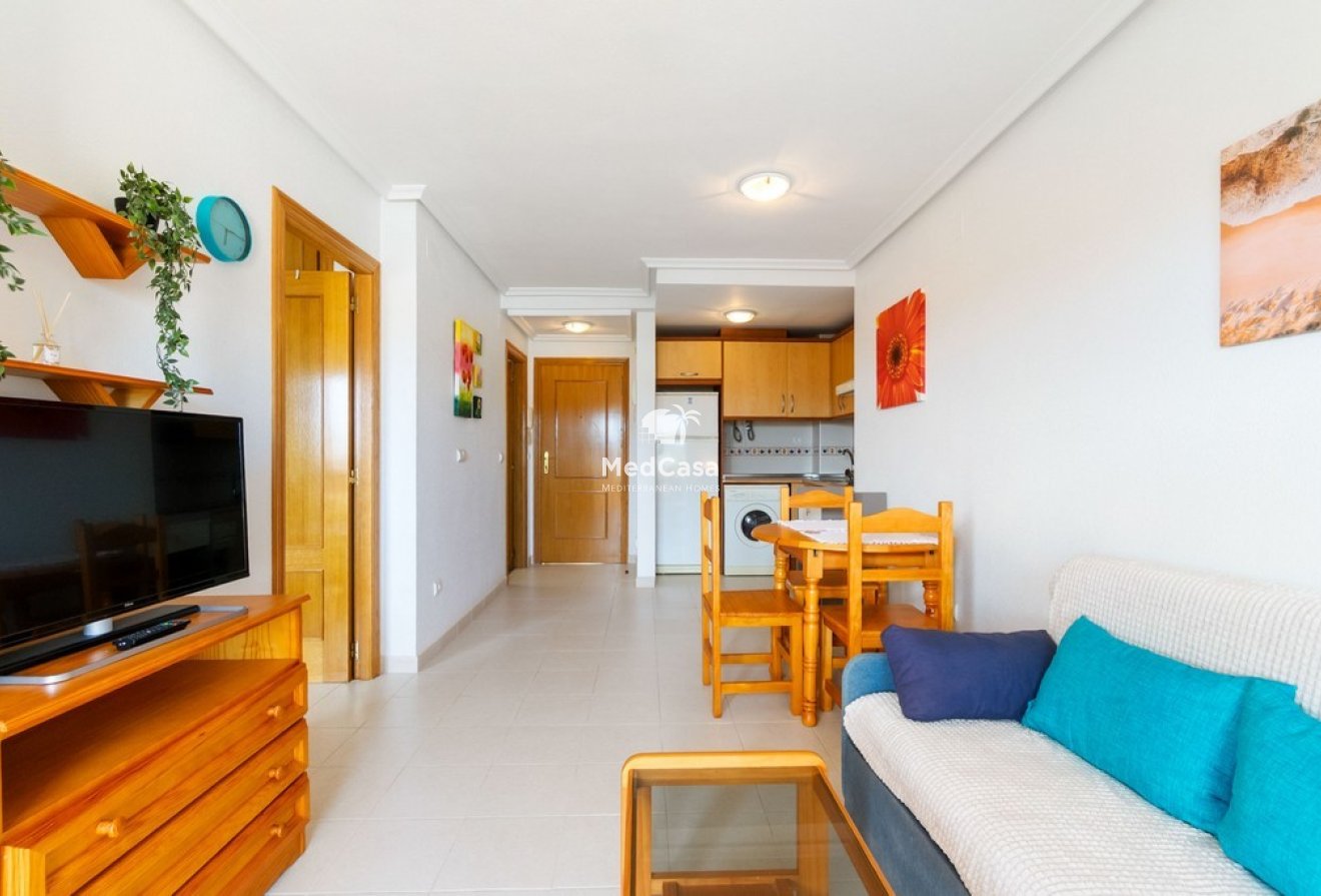 Resale - Apartment -
Orihuela Costa - Campoamor