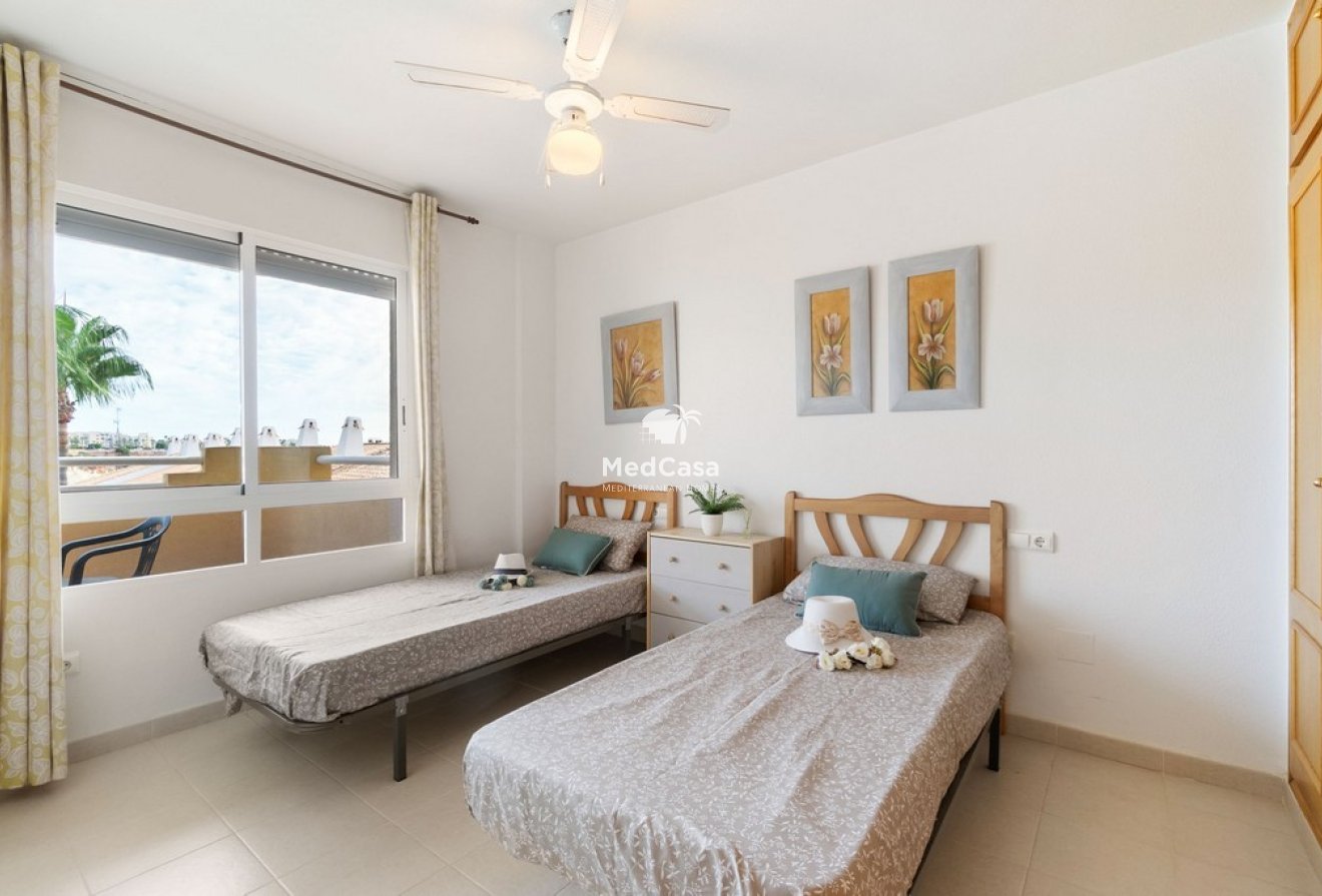 Resale - Apartment -
Orihuela Costa - Campoamor