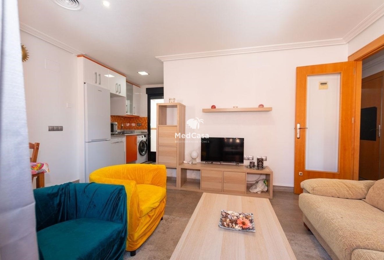 Segunda mano - Apartamento -
Torrevieja - La Mata